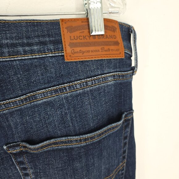 Lucky Brand 121 Slim Straight Dark Indigo Denim Jeans Men Size 34x30 - Picture 8 of 11